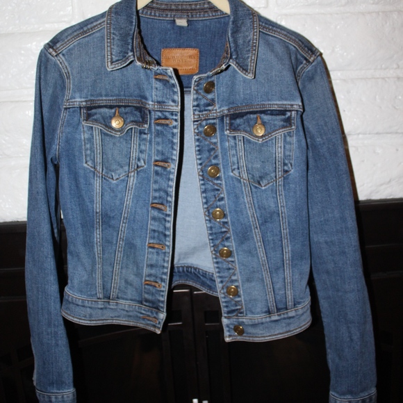 denim jacket burberry